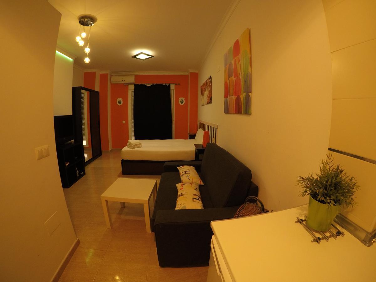 Apartamentos Gold Malaga Luaran gambar